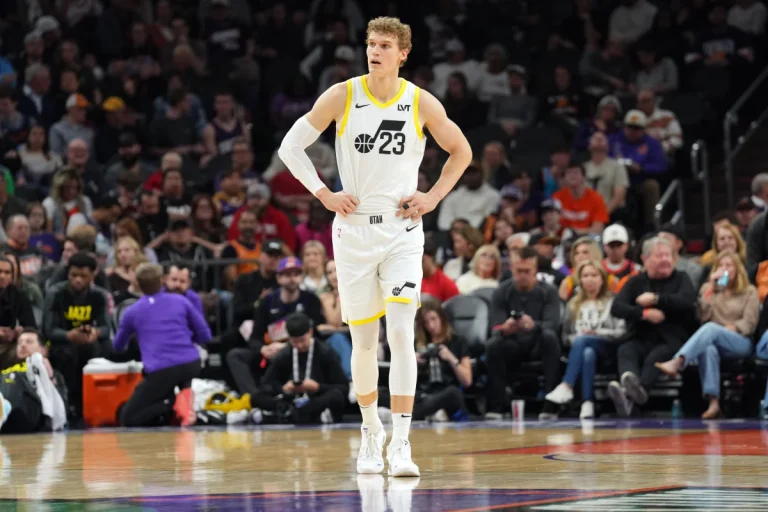 Lauri Markkanen trade to Suns