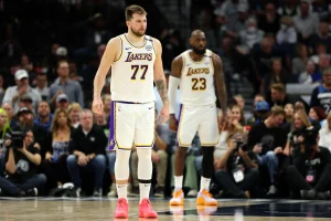 LeBron James Oversees Lakers’ Chaotic Offseason: Championship Hopes Hang in the Balance