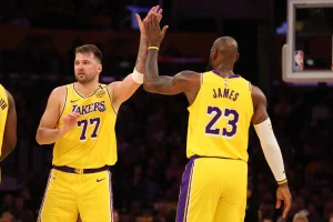 Warriors Eye LeBron James Trade as Lakers Future Remains Uncertain