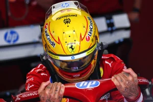 Bernie Ecclestone Urges Lewis Hamilton to End Ferrari Stint, Calling It Time for Retirement Debate