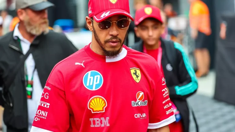 Lewis Hamilton sulky body language