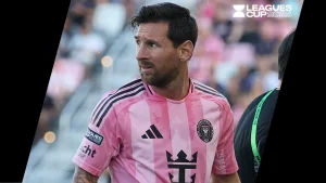 Lionel Messi Forced Off Early with Injury in Inter Miami’s Leagues Cup Match, Fans Fear Worst