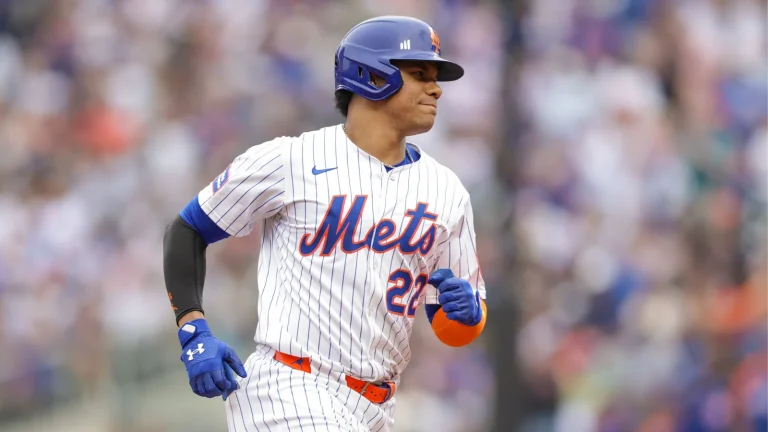 Luis Robert Jr. Mets trade talks