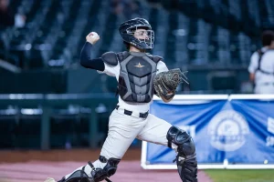 Luis Robert Jr. +450 to Steal Base Sunday: Top MLB Player Prop Picks You Can’t Miss