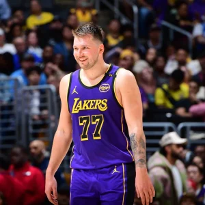 Walker Kessler Eyes Lakers After Luka Doncic’s $165M Extension, Fans Buzz Over Potential Blockbuster Move