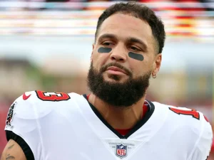 Eagles’ Jalen Carter and Bucs’ Mike Evans Secure Spots 43 and 44 on NFL Top 100 for 2025 Season