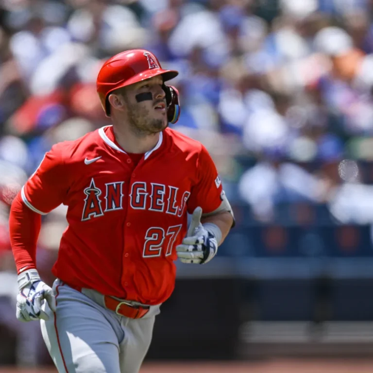 Mike Trout rookie milestone match