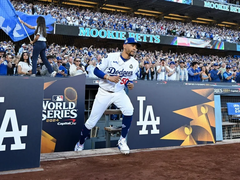 Mookie Betts Dodgers Fan Support