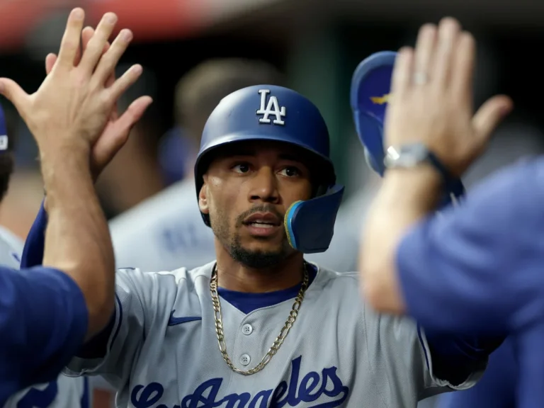 Mookie Betts Dodgers offensive struggle