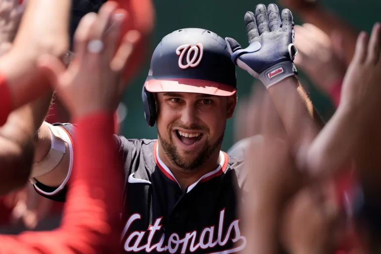 Nathaniel Lowe Nationals roster change