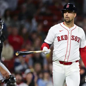 Nathaniel Lowe’s clutch homer sparks hope for Red Sox amid tight Wild Card race against Yankees