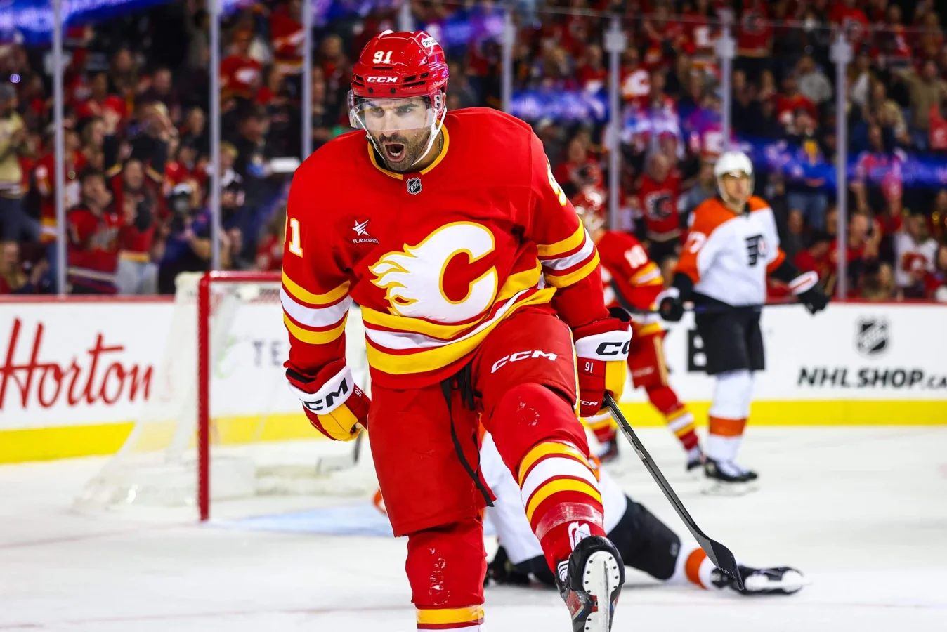 image-of-nazem-kadri-15-08-2025 Nazem Kadri