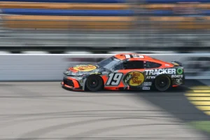 NASCAR Star Noah Gragson to Race in High-Stakes Michigan 300 at Owosso Speedway with ASA STARS Tour