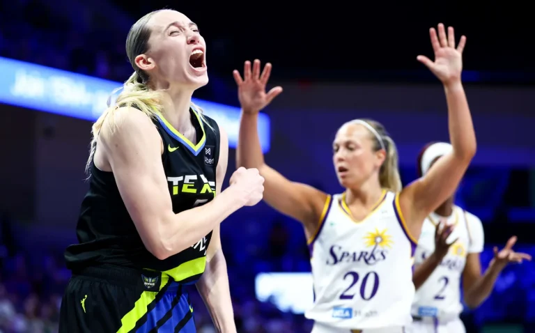 Paige Bueckers versus Caitlin Clark