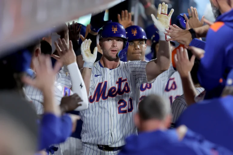 Pete Alonso Heart and Hustle Award