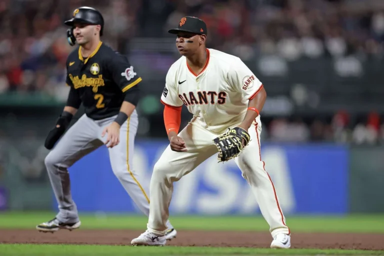 Rafael Devers Giants first base