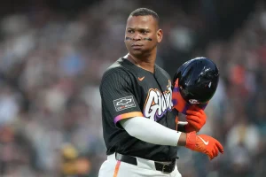 Rafael Devers Trade Backfires: Giants’ Season Collapses While Red Sox Ignite AL East Surge