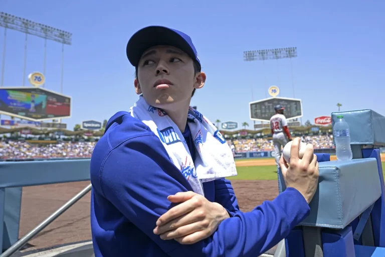 Roki Sasaki Dodgers NL West