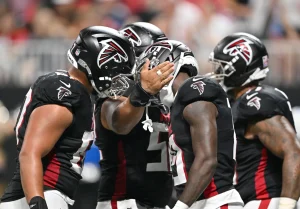 Ryan Neuzil Leads Falcons’ Offensive Line Revival as Team Prepares to Shock NFL with “Neuz Flash” Power