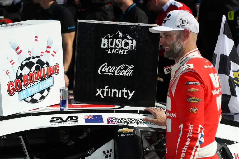 Shane van Gisbergen oval program