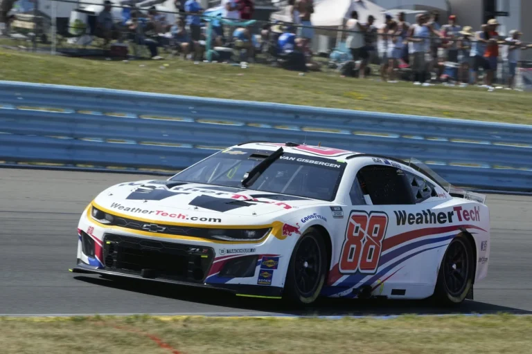 Shane van Gisbergen playoff run