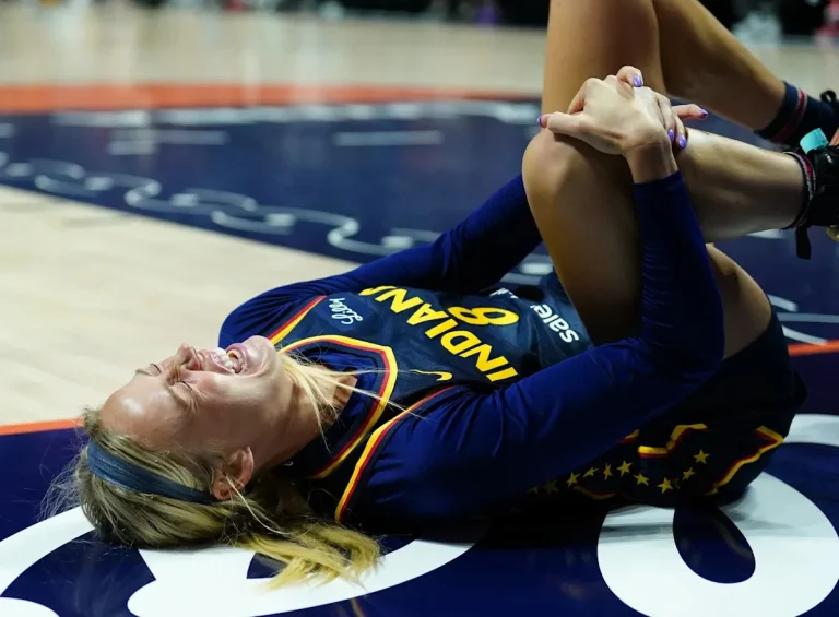 Sophie Cunningham knee injury Sunday
