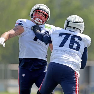 Stefon Diggs Missing at Patriots Practice Sparks NFL Fan Frenzy and Coach Vrabel’s Bloody Showdown