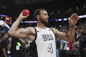 UConn’s Azzi Fudd Tops Stephen Curry in Thrilling 3-Point Shootout Defeat at Curry Camp