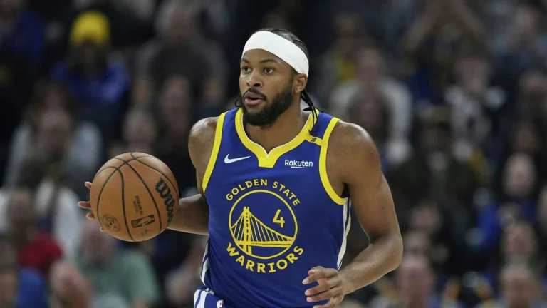 Stephen Curry Moses Moody Encounter