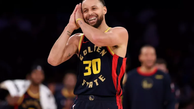 Stephen Curry fifth championship pursuit