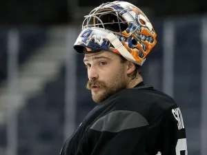 Stuart Skinner’s Consistency Under Scrutiny: Can the Oilers’ Goalie Bounce Back After Olympic Camp Snub?