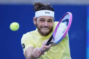 Taylor Fritz Canadian Open Delay: Electronic Line-Calling Glitch Forces Shelton and Fritz Off Court