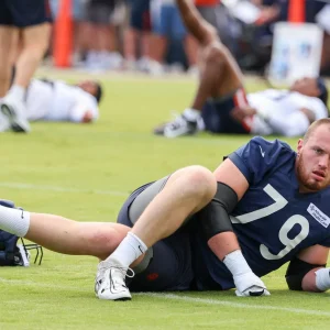 Undrafted Canadian Theo Benedet Emerges as Dark Horse to Start for Bears at Left Tackle