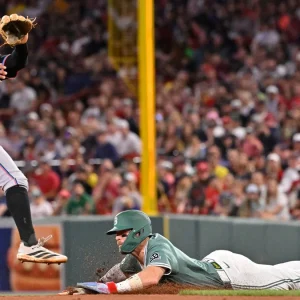 Trevor Story Nears Historic Stolen Base Record with Unmatched 22-0 Efficiency This Season