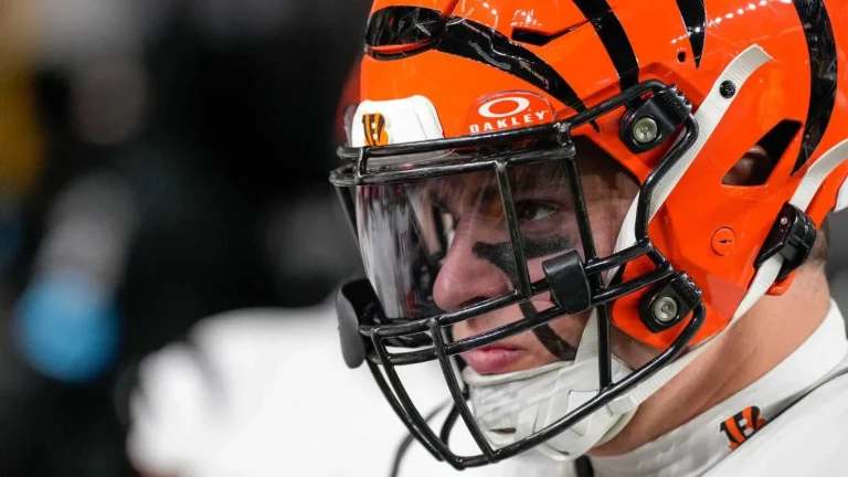 Trey Hendrickson Bengals contract standoff
