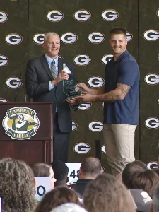 Packers’ Tucker Kraft Honored with 2025 Community Service Award