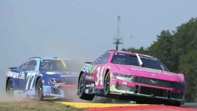 Tyler Reddick playoff points battle