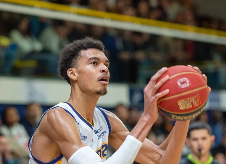 Future NBA Prospect Draws Victor Wembanyama and Giannis Comparisons with Unbelievable Skills Future NBA Prospect Draws Victor Wembanyama and Giannis Comparisons with Unbelievable Skills