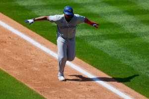 Vladimir Guerrero Jr. shines bright, but Eric Lauer’s unexpected rise steals Blue Jays’ thunder