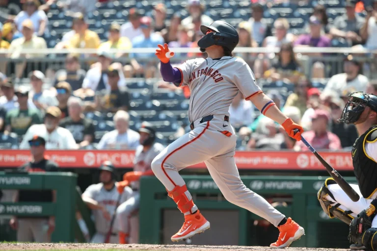 Willy Adames timely home run bombs