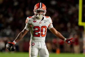 Chiefs’ Xavier Worthy Poised for Major Breakout in Sophomore Season After Rookie Challenges